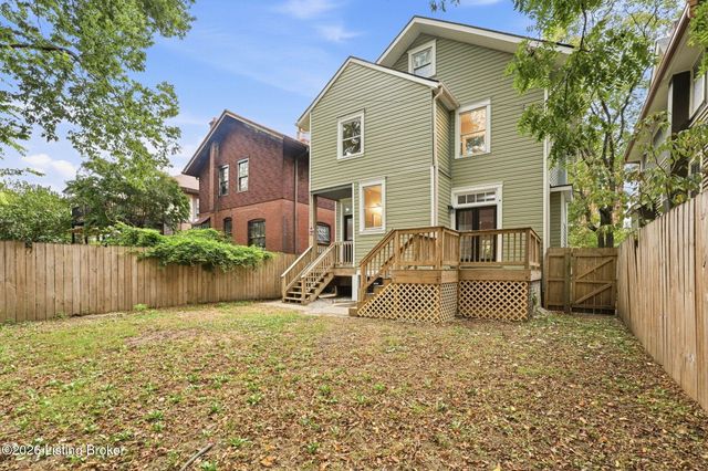 205 E Oak St, Louisville, KY 40203