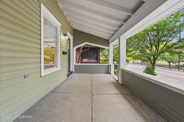205 E Oak St, Louisville, KY 40203