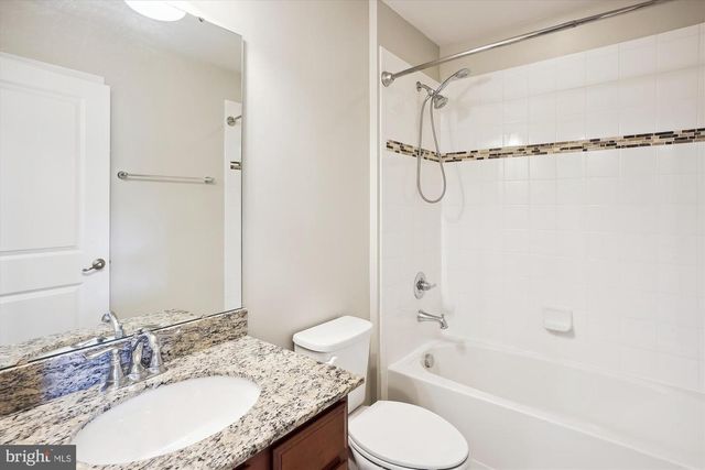 7106 SANTA CRUZ PL, Gainesville, VA 20155