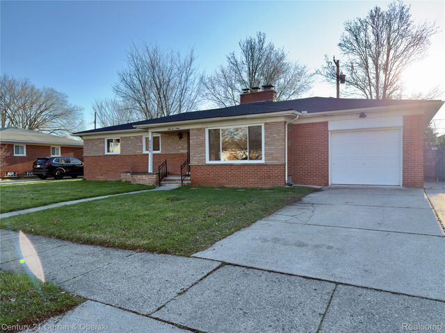 6590 Rockland Street, Dearborn Heights, MI 48127