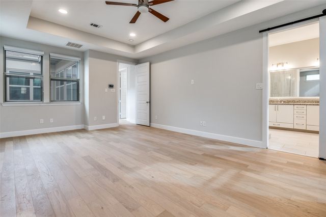 5435 Ashby Grove Street, Dallas, TX 75209