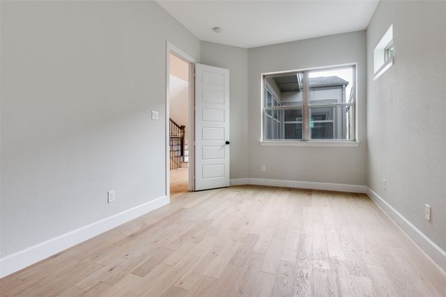 5435 Ashby Grove Street, Dallas, TX 75209