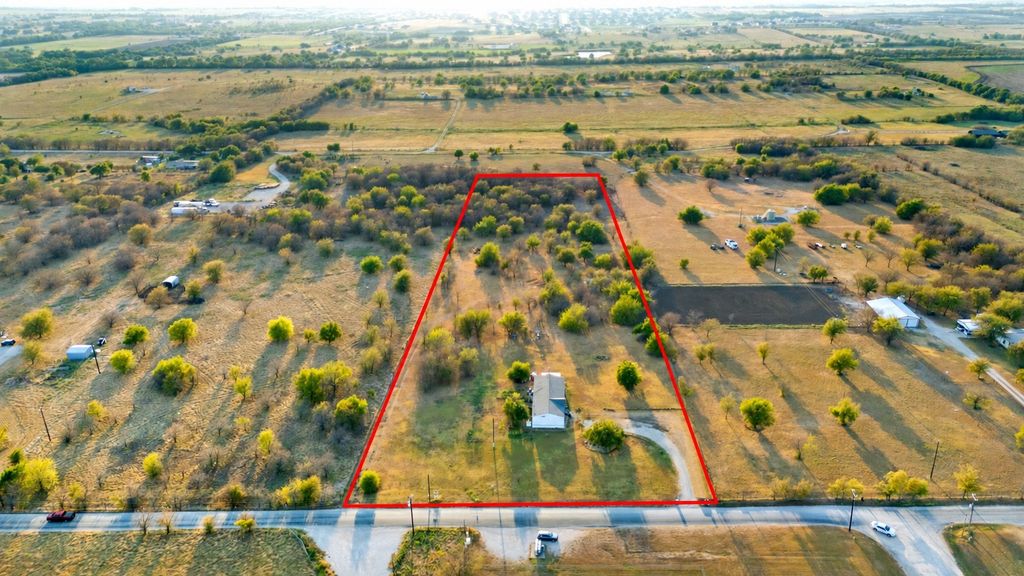 549 County Road 4733, Rhome, TX 76078 — exterior
