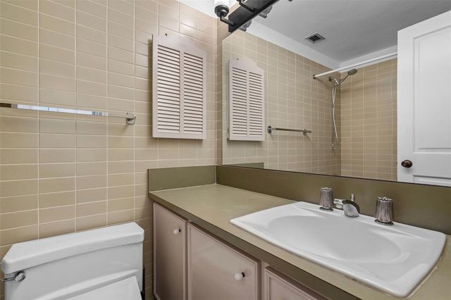 16 CARRION COURT STREET 1002, San Juan, PR 00911