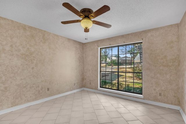 1003 Bridal Wreath Trail, Shreveport, LA 71118