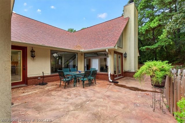9109 Canopy Oaks Drive, Fort Smith, AR 72903