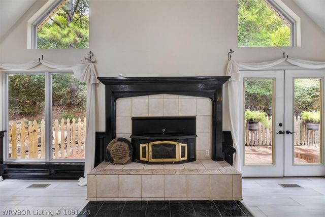 9109 Canopy Oaks Drive, Fort Smith, AR 72903
