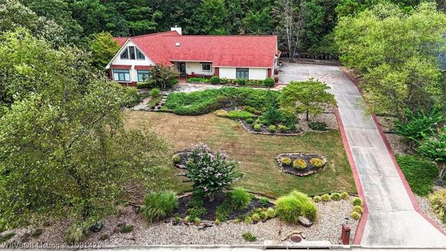 9109 Canopy Oaks Drive, Fort Smith, AR 72903
