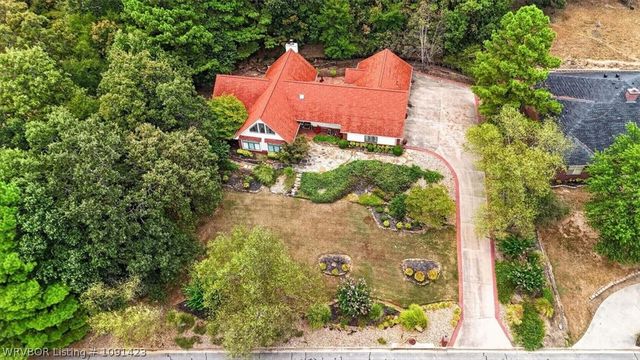 9109 Canopy Oaks Drive, Fort Smith, AR 72903