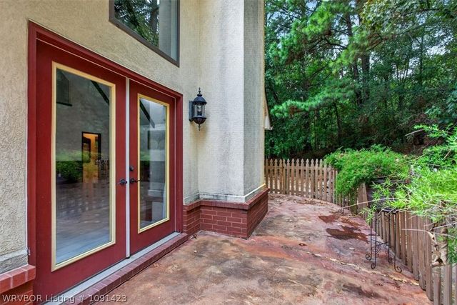 9109 Canopy Oaks Drive, Fort Smith, AR 72903