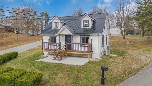 27 Church Street, Spencer, TN 38585