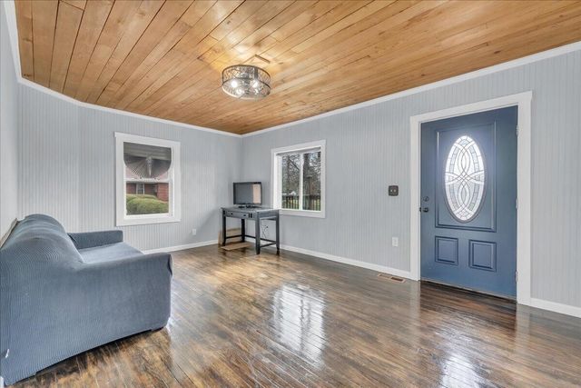 27 Church Street, Spencer, TN 38585