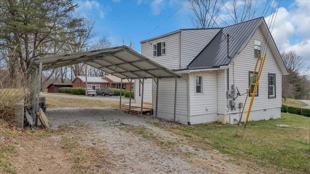 27 Church Street, Spencer, TN 38585