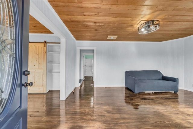 27 Church Street, Spencer, TN 38585