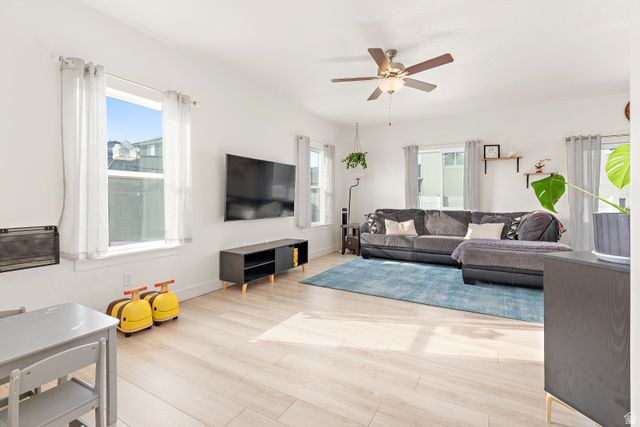 7077 N SPRING HILL LN, Eagle Mountain, UT 84005