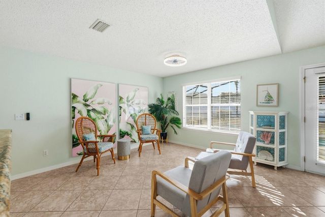 14 ROXANNE LANE, Palm Coast, FL 32164