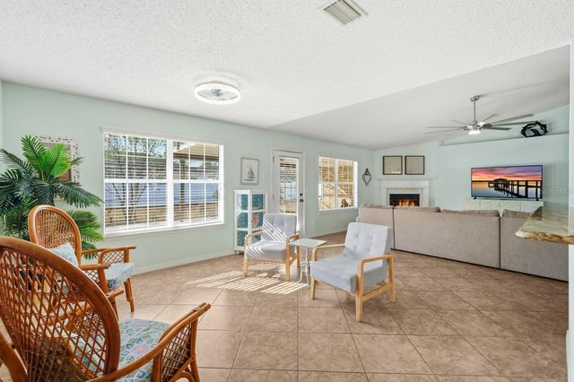 14 ROXANNE LANE, Palm Coast, FL 32164