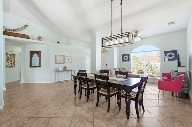 14 ROXANNE LANE, Palm Coast, FL 32164