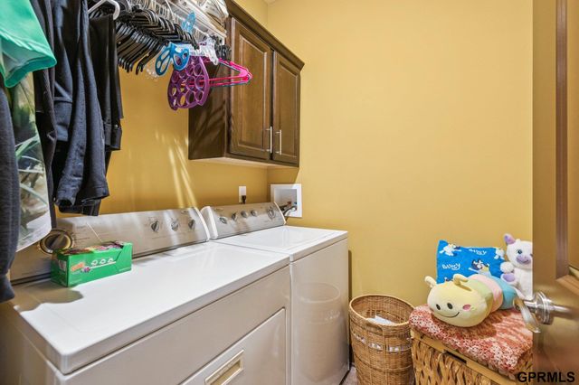 5713 N 159th Street, Omaha, NE 68116