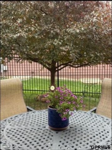 5713 N 159th Street, Omaha, NE 68116