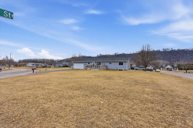 1110 S 10th Street, Lake City, MN 55041