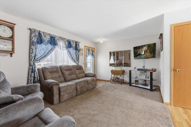 1110 S 10th Street, Lake City, MN 55041