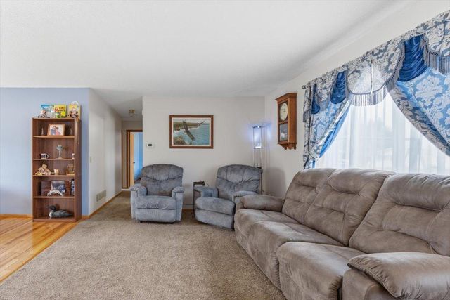 1110 S 10th Street, Lake City, MN 55041