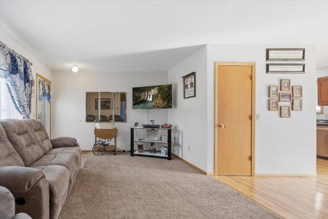 1110 S 10th Street, Lake City, MN 55041