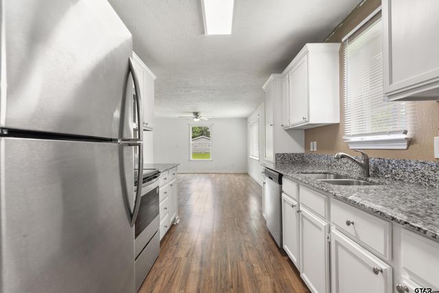 103 New Street, Lone Oak, TX 75453