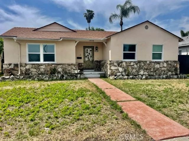 19550 Vanowen, Reseda, CA 91335