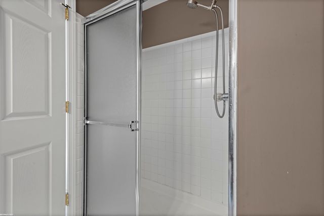 52244 STONERIDGE Drive, Utica, MI 48042