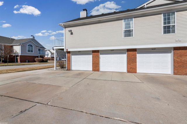 52244 STONERIDGE Drive, Utica, MI 48042