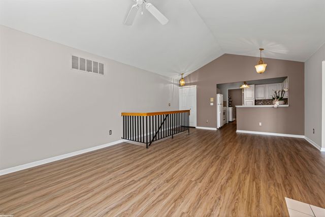 52244 STONERIDGE Drive, Utica, MI 48042