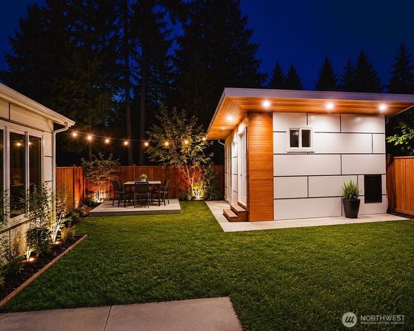 37110 5th Ave SW, Federal Way, WA 98023