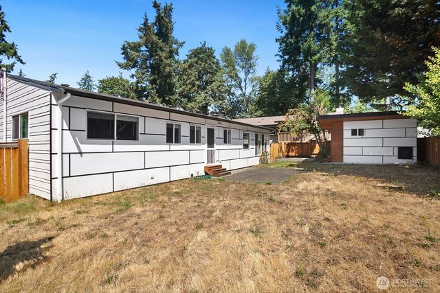 37110 5th Ave SW, Federal Way, WA 98023
