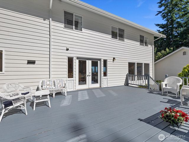 230 Rocky Mountain High Rd, Camano Island, WA 98282