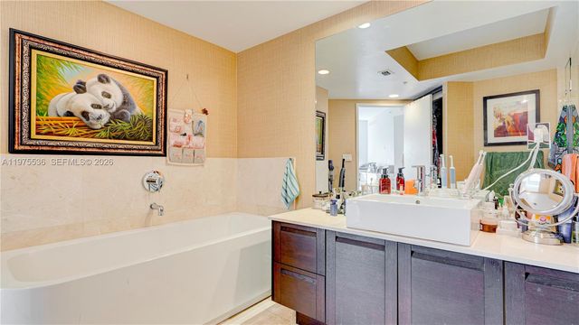 200 Sunny Isles Blvd 2-801, Sunny Isles Beach, FL 33160