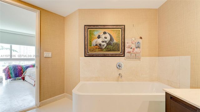 200 Sunny Isles Blvd 2-801, Sunny Isles Beach, FL 33160