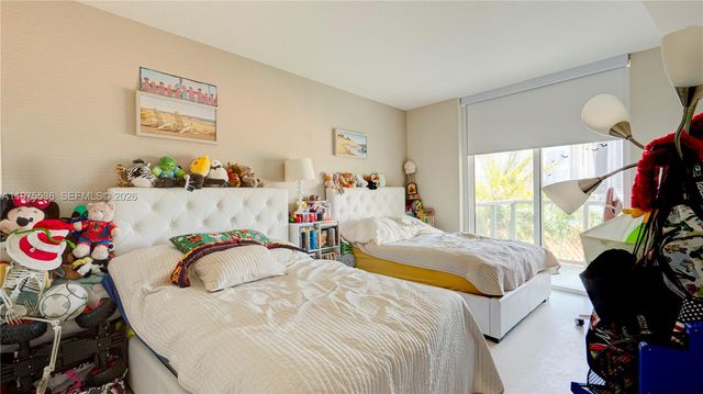 200 Sunny Isles Blvd 2-801, Sunny Isles Beach, FL 33160