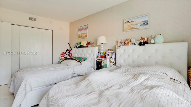 200 Sunny Isles Blvd 2-801, Sunny Isles Beach, FL 33160