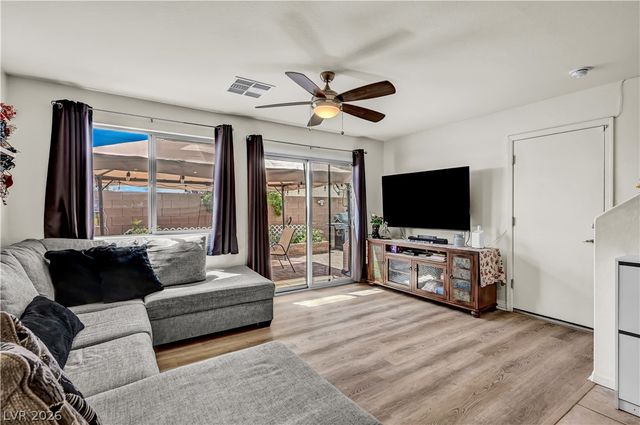 4389 Panther Cove Drive, Las Vegas, NV 89115
