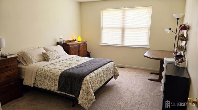 1315 N Oaks Boulevard, North Brunswick, NJ 08902