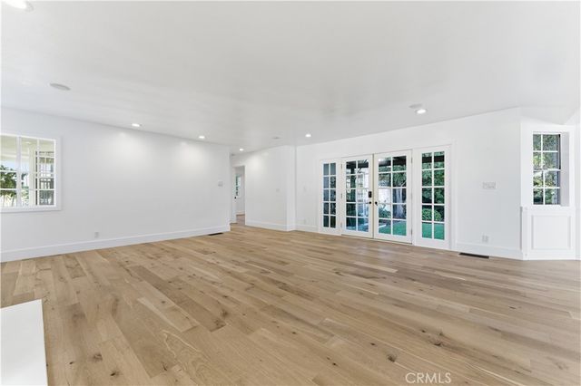 515 Kings Place, Newport Beach, CA 92663