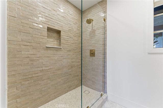 515 Kings Place, Newport Beach, CA 92663