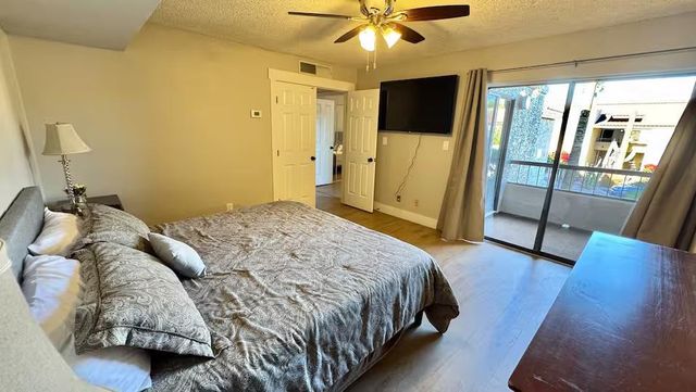 9550 N 94th Place 215, Scottsdale, AZ 85258