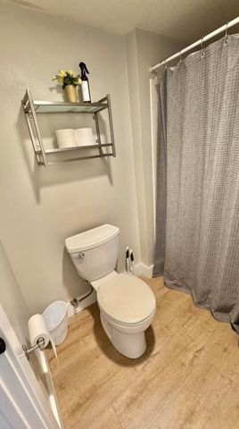 9550 N 94th Place 215, Scottsdale, AZ 85258