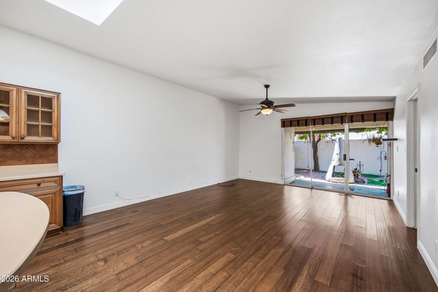 5233 N 15TH Drive, Phoenix, AZ 85015
