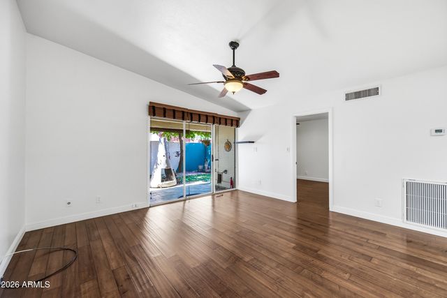 5233 N 15TH Drive, Phoenix, AZ 85015