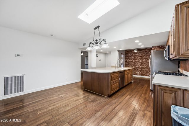 5233 N 15TH Drive, Phoenix, AZ 85015