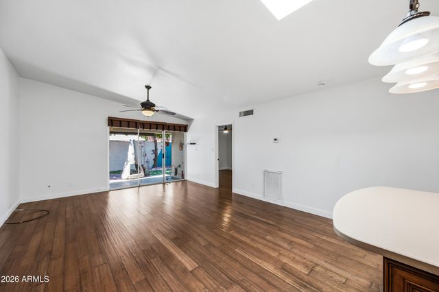 5233 N 15TH Drive, Phoenix, AZ 85015